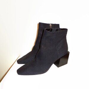 NIB! Dolce Vita Black Leather Ankle Boots, Sz.6